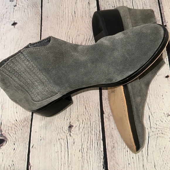 Dolce Vita Women’s Suede Slip On Booties - Picture 12 of 15